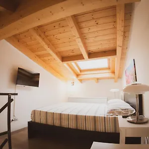 home-of-joy-de-cupis.it-romehotels.com/