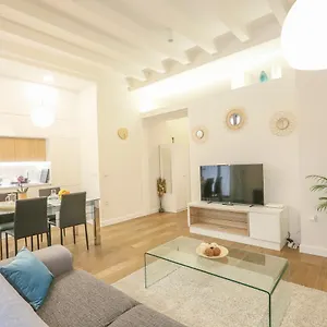 T&l Triana Loft De Diseño Nuevo Junto Al Centro , Sevilla España